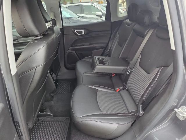 Jeep Compass Hybrid Night Eagle