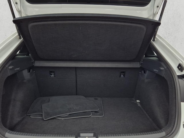 Volkswagen Taigo 1.5 TSI DSG IQ.Drive R-Line