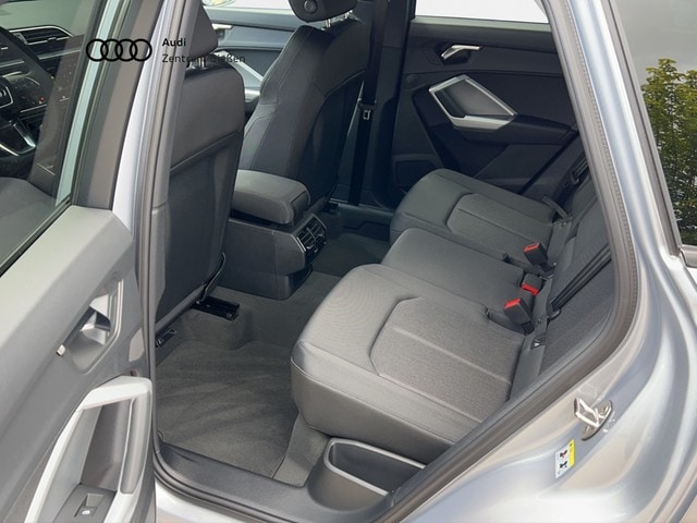 Audi Q3 35 TDI S-Tronic