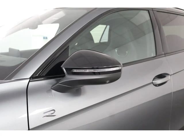 Volkswagen Passat 2.0 TDI R-Line Variant