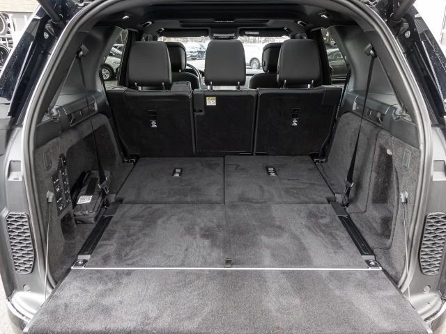 Land Rover Discovery D300 Dynamic HSE