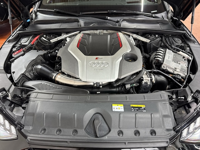 Audi RS4 Avant Quattro