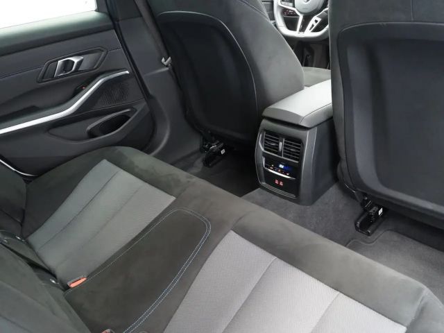 BMW 318 318i M-Sport Touring