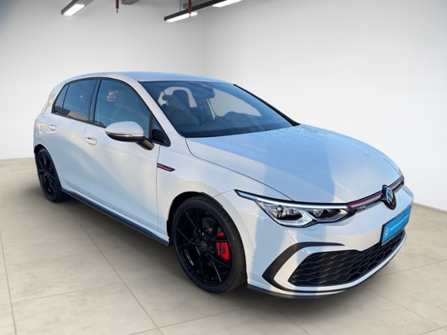 Volkswagen Golf 2.0 TSI DSG Golf VIII