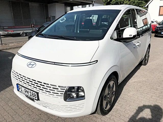 Hyundai Staria Trend