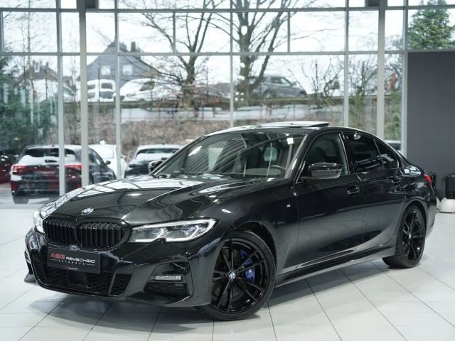 BMW 330 330d M-Sport Sedan