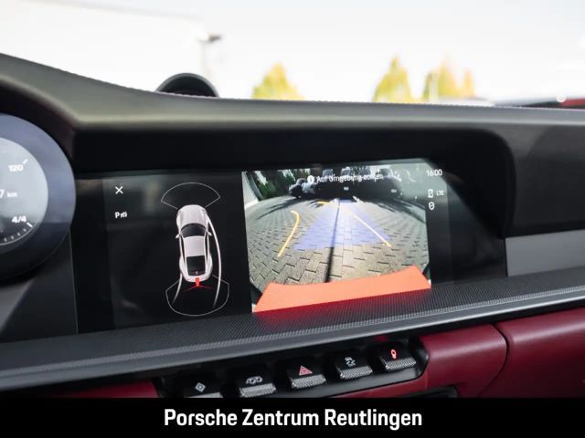 Porsche 992 4 Carrera Coupé