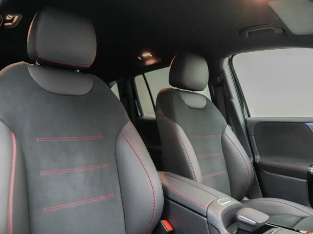 Mercedes-Benz EQB 300 4MATIC