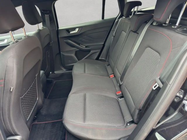 Ford Focus EcoBoost ST Line Wagon