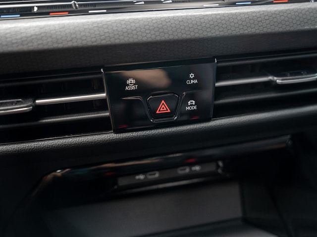 Volkswagen Golf 2.0 TSI