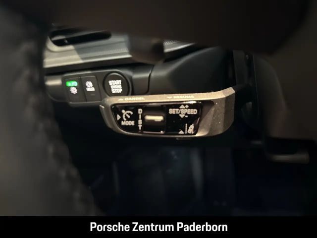 Porsche 992 Carrera Coupé