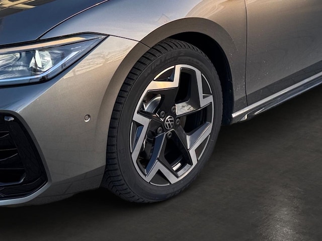 Volkswagen Passat 2.0 TDI IQ.Drive R-Line