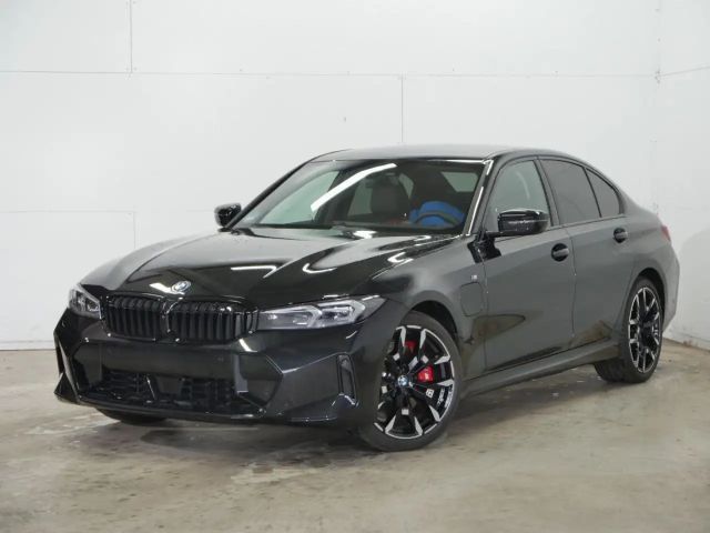 BMW 330 330e M-Sport Sedan xDrive