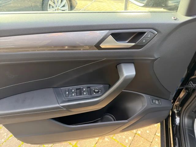 Volkswagen T-Roc 1.5 TSI DSG IQ.Drive Style