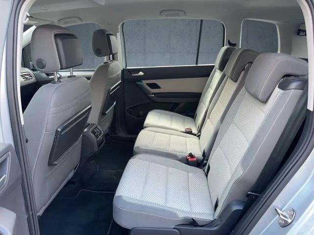 Volkswagen Touran 1.5 TSI Comfortline