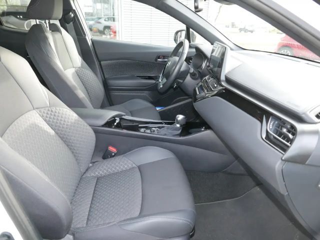 Toyota C-HR Hybride Team D