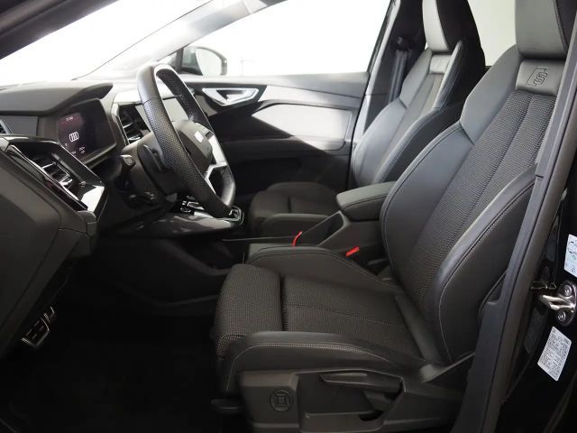 Audi Q4 e-tron Business Quattro