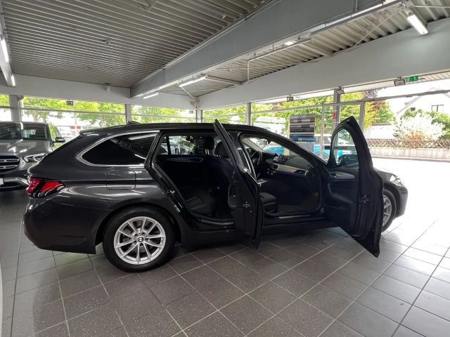 BMW 530 530d Touring xDrive