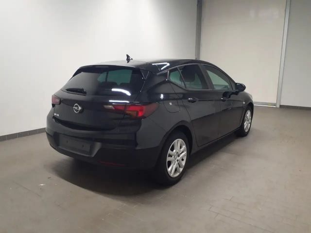 Opel Astra K Lim. 5-trg. Winterpaket+Navigation+LED