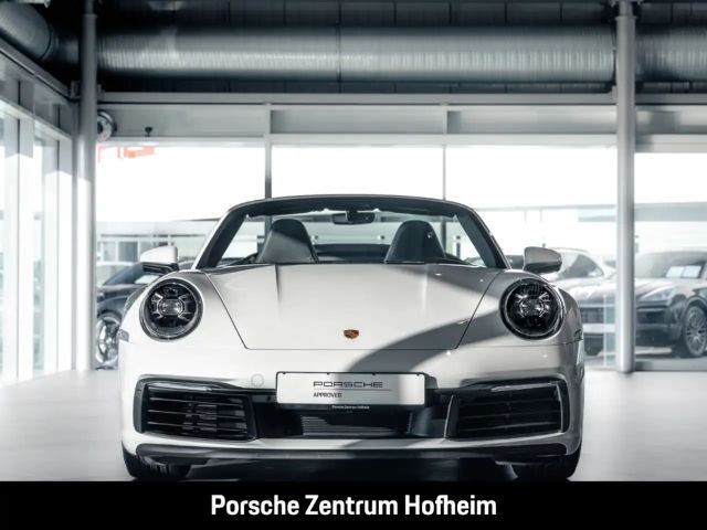 Porsche 992 Cabrio Carrera
