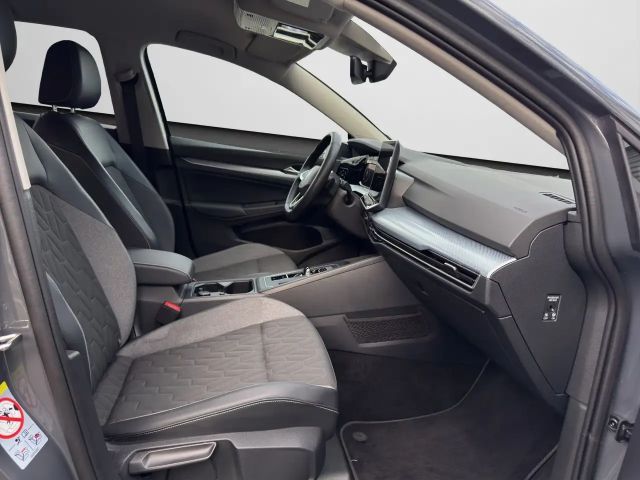 Volkswagen Golf 1.5 eTSI DSG Golf VIII