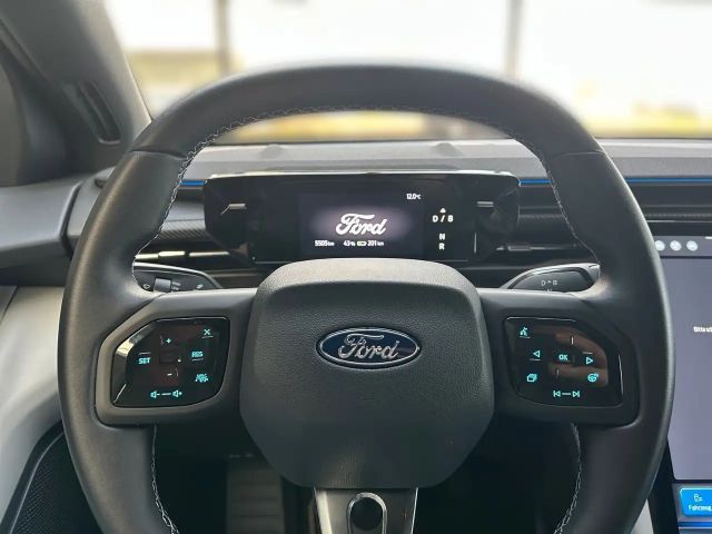 Ford Capri AWD Premium