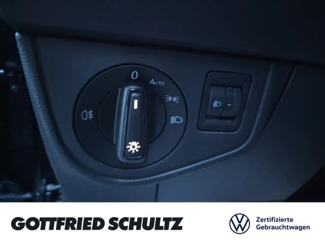 Volkswagen Polo GOAL CARPLAY SITZHEIZUNG EINPARKHILFE LED