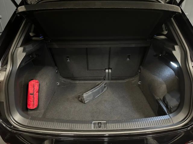 Volkswagen Tiguan 1.5 TSI DSG R-Line