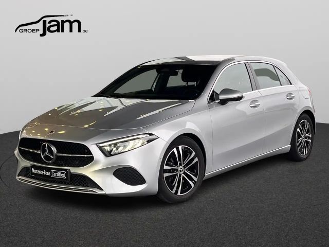 Mercedes-Benz A 180 Business Line Hatchback