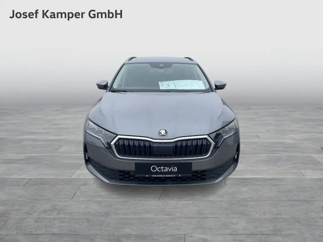 Skoda Octavia Essence TSI