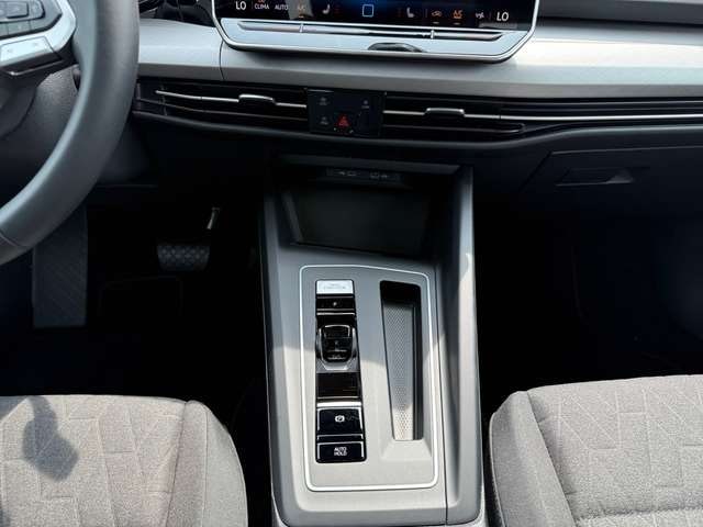 Volkswagen Golf 1.5 eTSI DSG Life