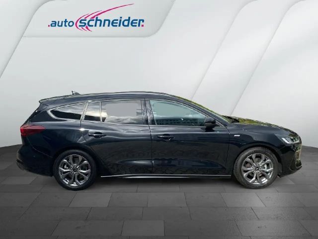 Ford Focus ST Line Wagon