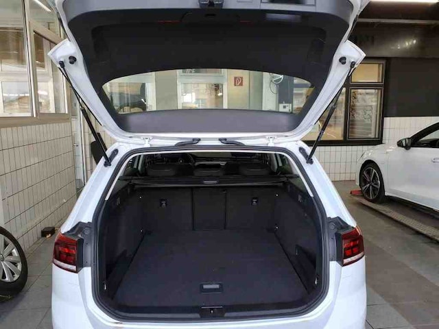 Volkswagen Passat 2.0 TDI Business DSG Variant