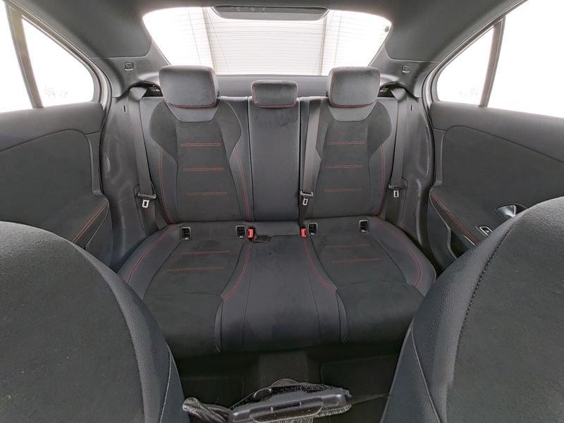 Mercedes-Benz A 200 AMG Line