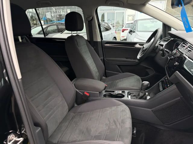 Volkswagen Touran DSG Highline