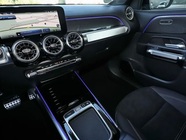 Mercedes-Benz GLB 200 AMG Line