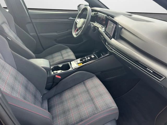 Volkswagen Golf 2.0 TSI DSG GTI