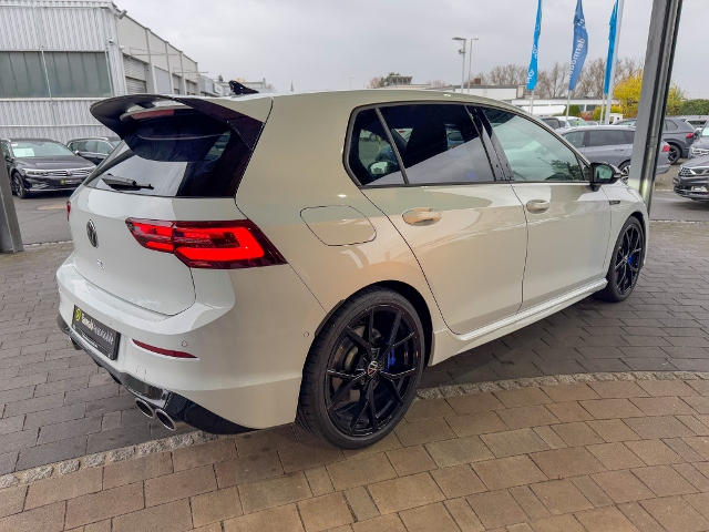 Volkswagen Golf 2.0 TSI DSG Golf VIII