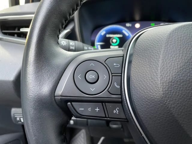 Toyota Corolla Hybride Team D