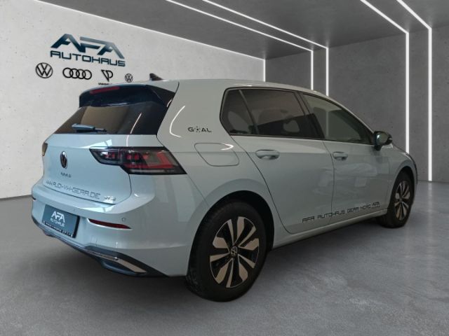 Volkswagen Golf 1.5 eTSI DSG Golf VIII IQ.Drive