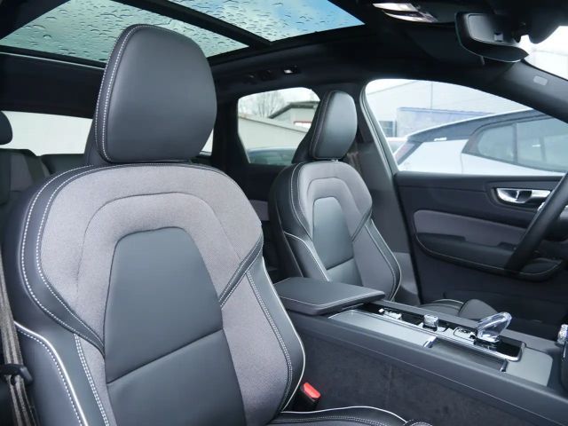 Volvo XC60 AWD Plus Recharge T8