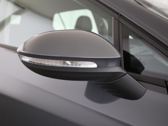 Volkswagen Golf 1.5 TSI Golf VIII Life