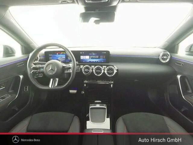 Mercedes-Benz A 250 4MATIC AMG Line