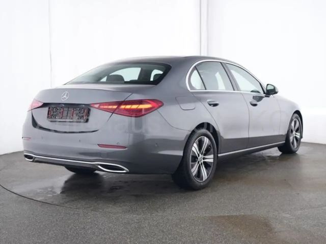 Mercedes-Benz C 180 AVANTGARDE Sedan