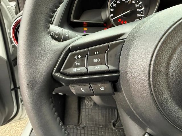 Mazda 2 Homura SkyActiv e-Skyactiv