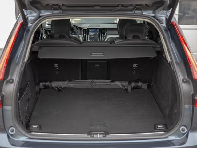 Volvo XC60 AWD Dark Plus T8