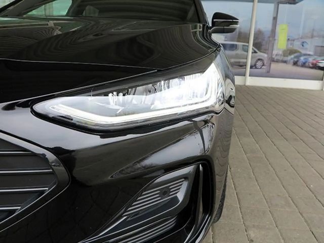 Ford Focus ST Line Wagon