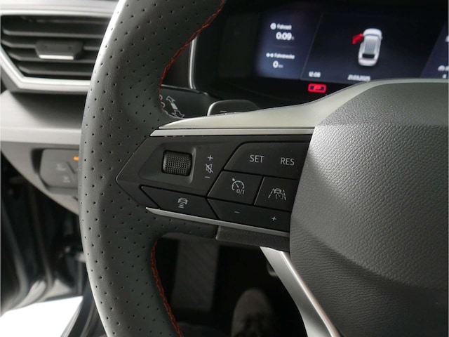 Seat Leon 1.5 eTSI FR-lijn Sportstourer