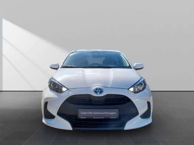 Toyota Yaris Business Hybride