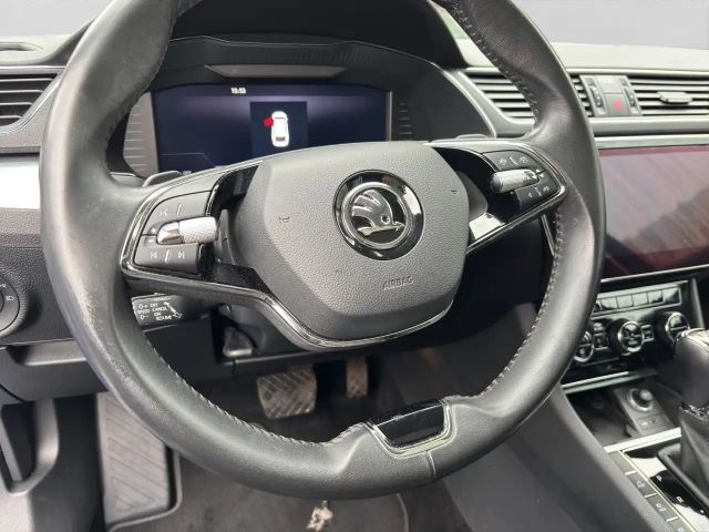 Skoda Superb Ambition Combi iV